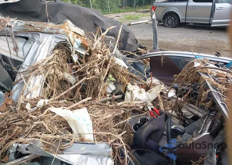 2023 Toyota Venza Limited z USA, uszkodzony, nr VIN JTEAAAAH8PJ137067